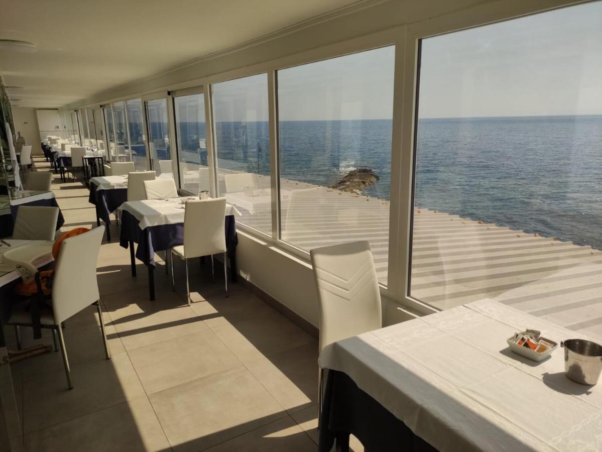 Hotel La Perla Del Capo Ospedaletti Eksteriør billede