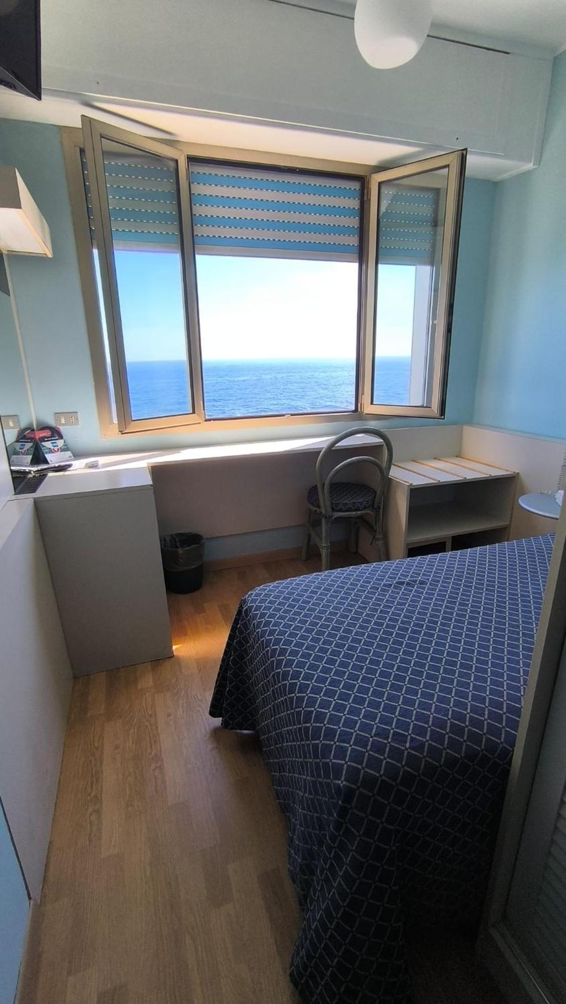Hotel La Perla Del Capo Ospedaletti Eksteriør billede